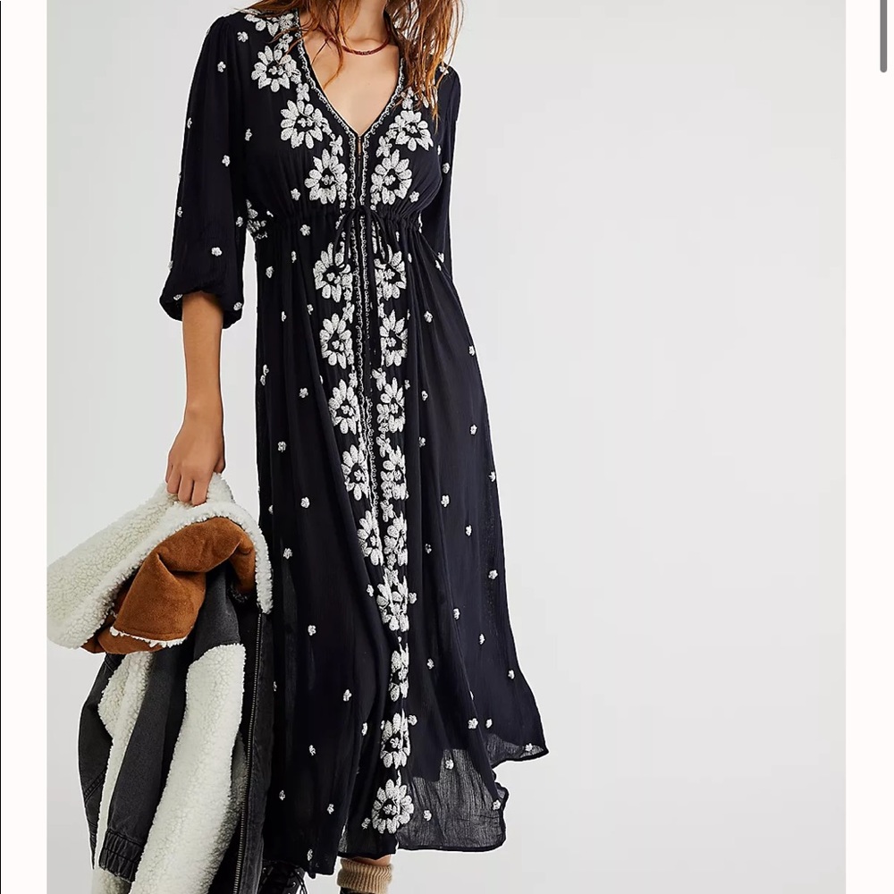 Free people embroidered fable midi dress, black size medium